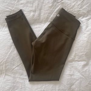 Lululemon olive wonder train leggings - size 4
